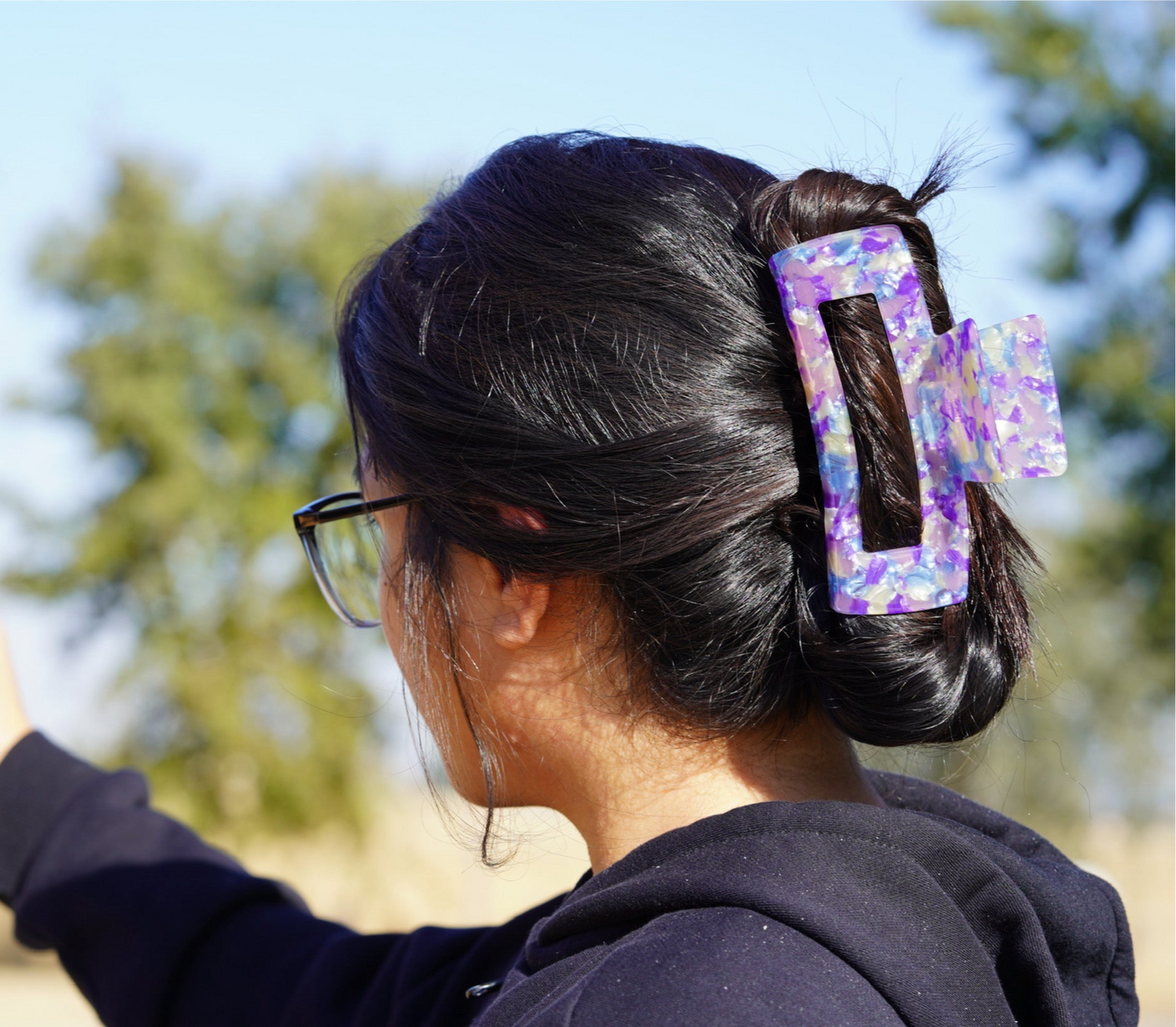 XL hair claw in purple